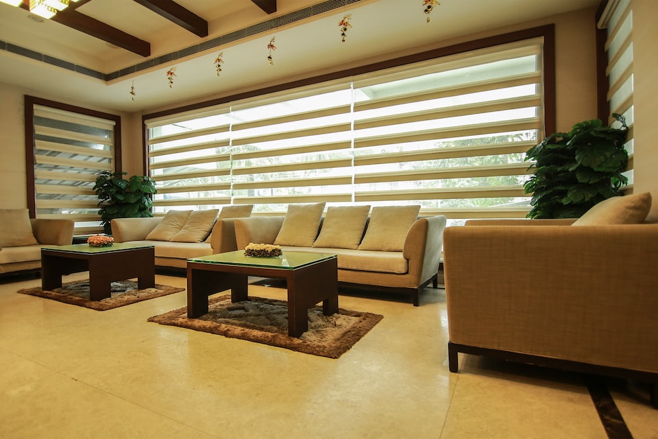 OYO 3992 Cochin Seaport Hotel, MG Road Kochi, Kochi