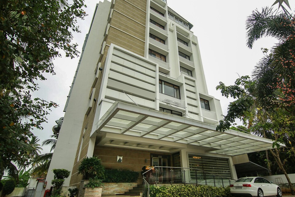 OYO 3992 Cochin Seaport Hotel, MG Road Kochi, Kochi