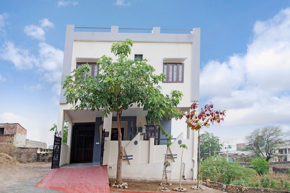 OYO Home 44675 Greenview 2bhk, Udaipur Central, Udaipur