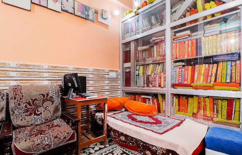 Hotel O by OYO Jyotish House, Ayodhya, Ayodhya