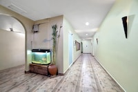 OYO Hotel Manar Luxury Suites Near Birla Mandir