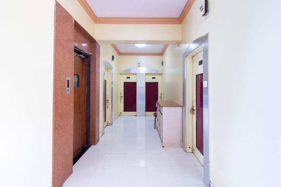 OYO 44784 Hotel Pushkaraj, Ahmednagar, Ahmednagar