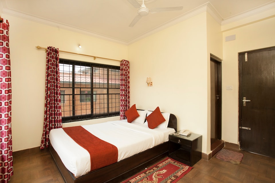 OYO 493 Hotel The Holy Birth, Lumbini, Lumbini