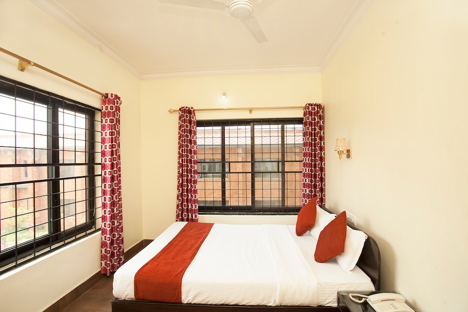 OYO 493 Hotel The Holy Birth, Lumbini, Lumbini