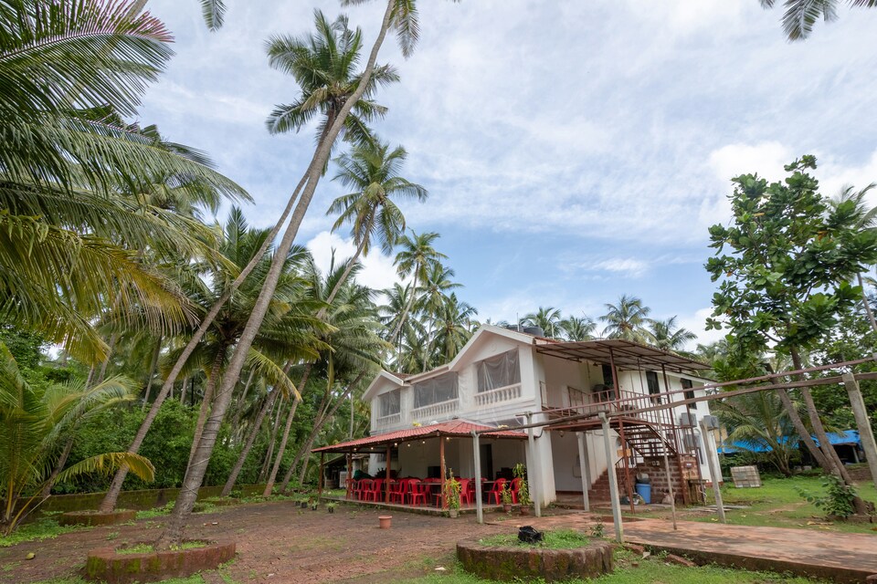 OYO 44790 Hotel Mango, Malvan, Malvan