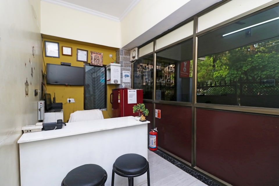 OYO 44791 Holy Home Stay, Cantonment, Varanasi
