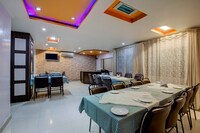 OYO Flagship Hotel Sunraj 