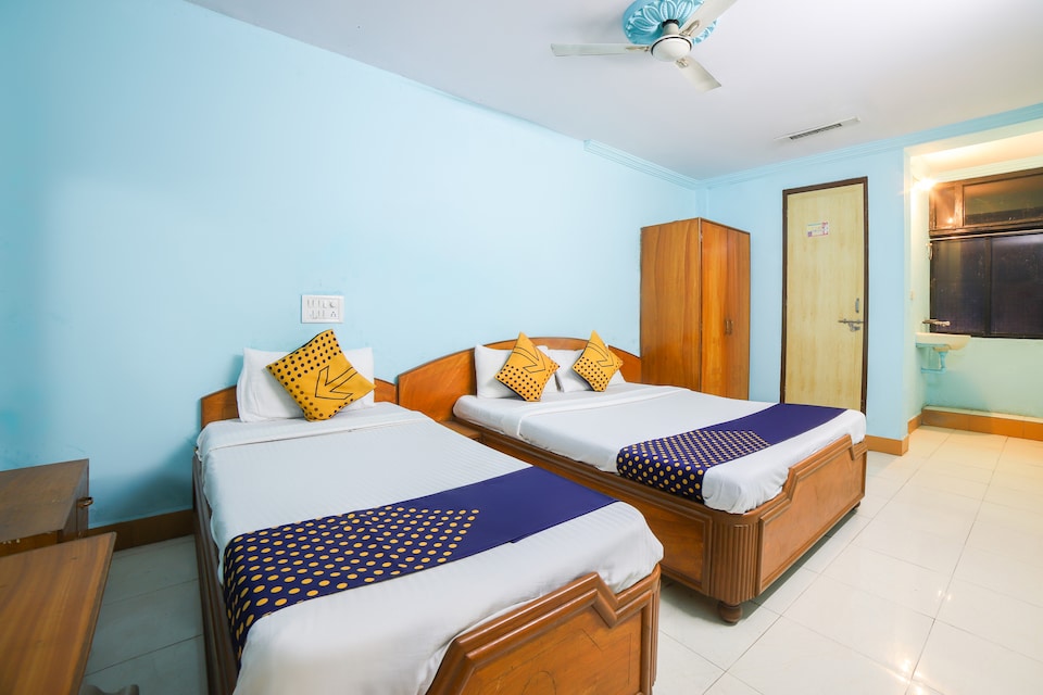 SPOT ON 44817 Sri Ram Guest House, Mehsana, Mehsana