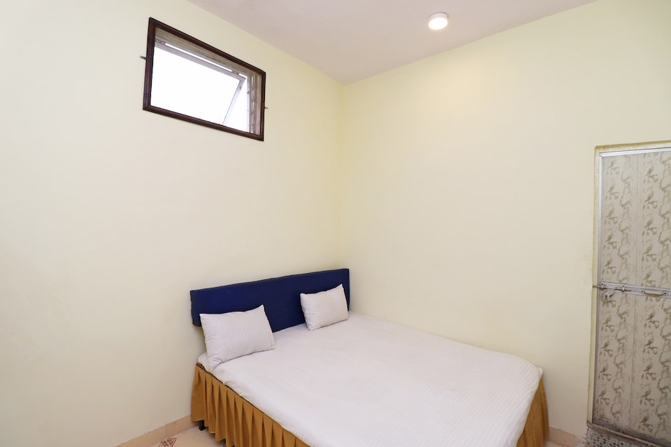 SPOT ON 44923 Hotel Shubhmangalam, Vijay Nagar - Jabalpur, Jabalpur