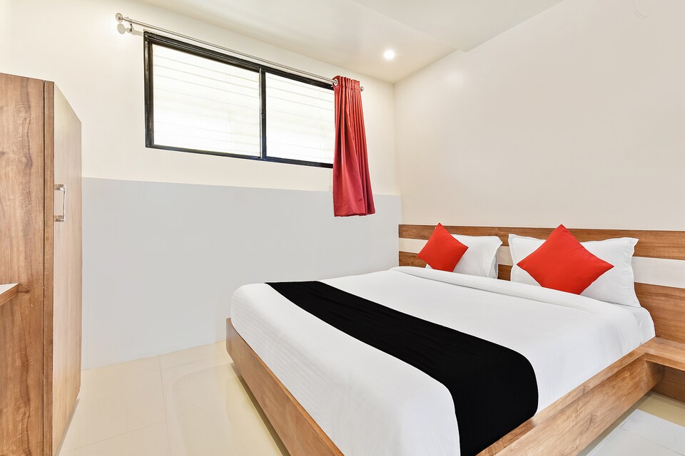 Capital O 44925 Hotel New Vaishnavi, Sinnar Nashik, Nashik
