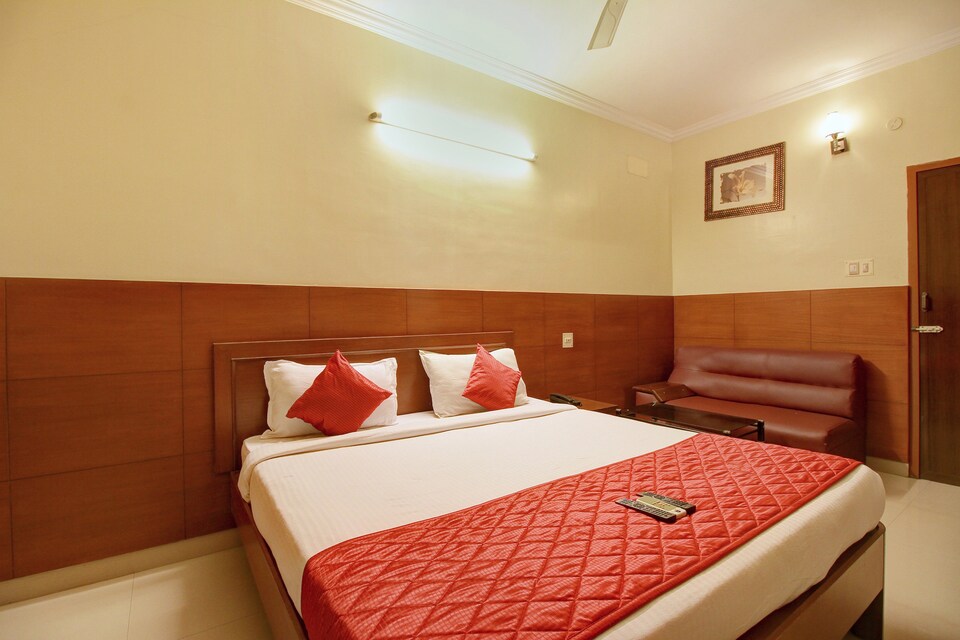 OYO 675 Vadapalani, Koyambedu Chennai, Chennai