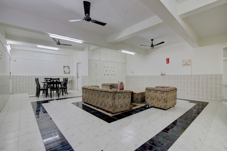 OYO Home 44946 Cozy Stay Chennai Airport, Airport Chennai, Chennai