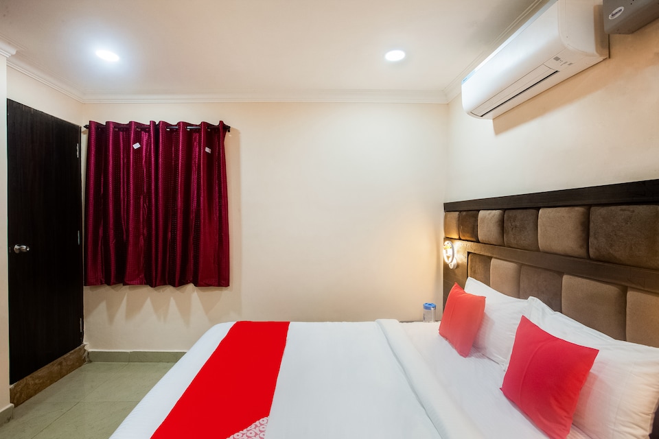 OYO 44958 Park Tower, Parrys, Chennai