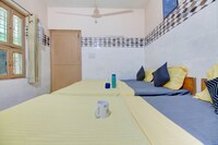 OYO LIFE GRG1558 Sector 38