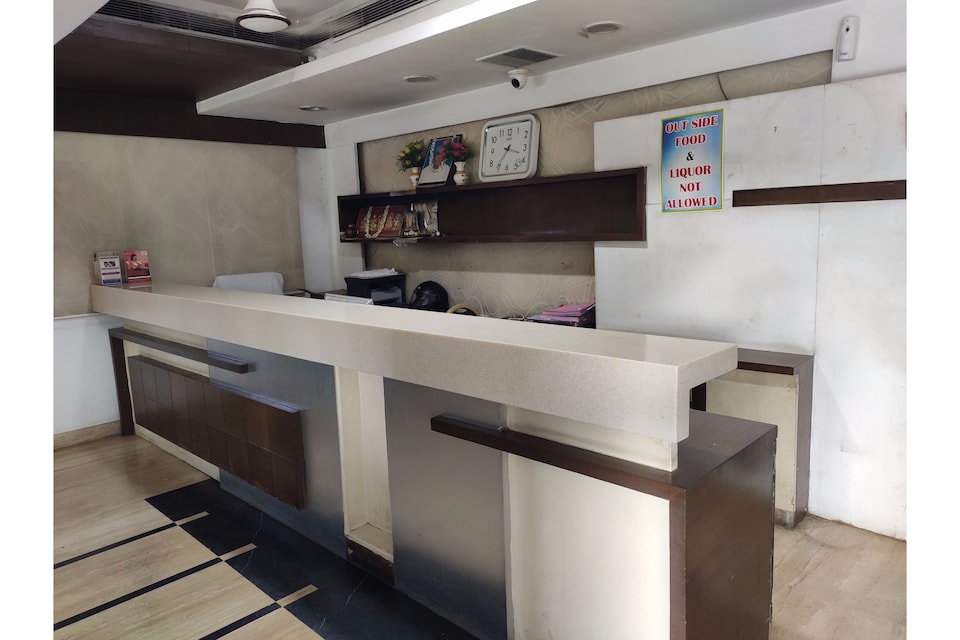 Capital O 44963 Landmark Residency, Nakkalagutta Hanamkonda Warangal, Warangal