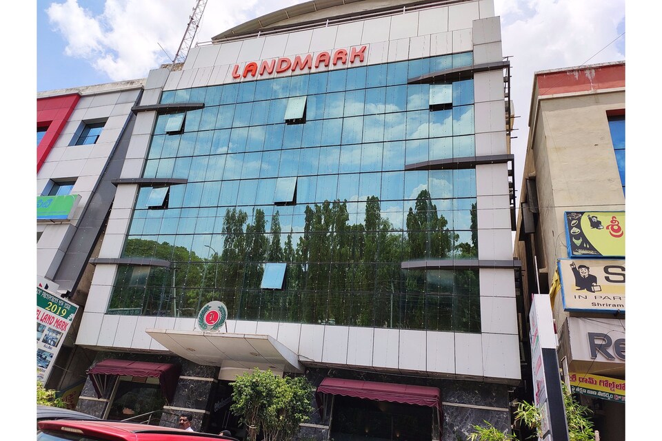 Capital O 44963 Landmark Residency, Nakkalagutta Hanamkonda Warangal, Warangal