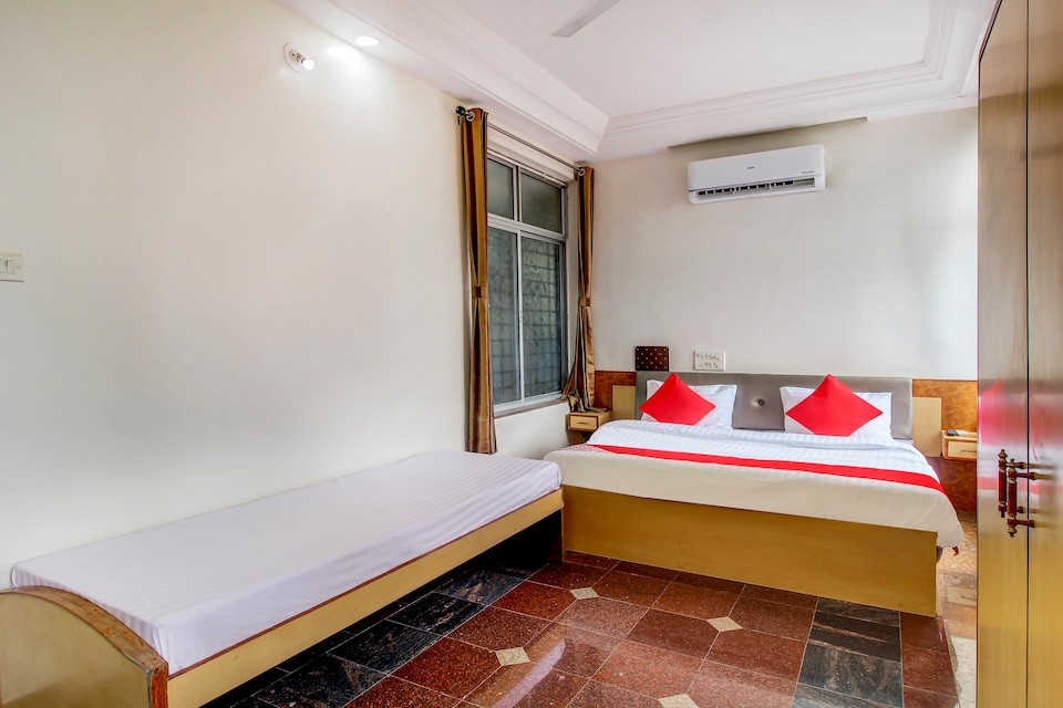 OYO 44964 Hotel Surya, Ranjangaon, Ranjangaon