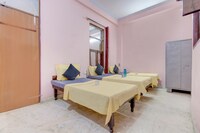 OYO LIFE GRG1559 Sector 38