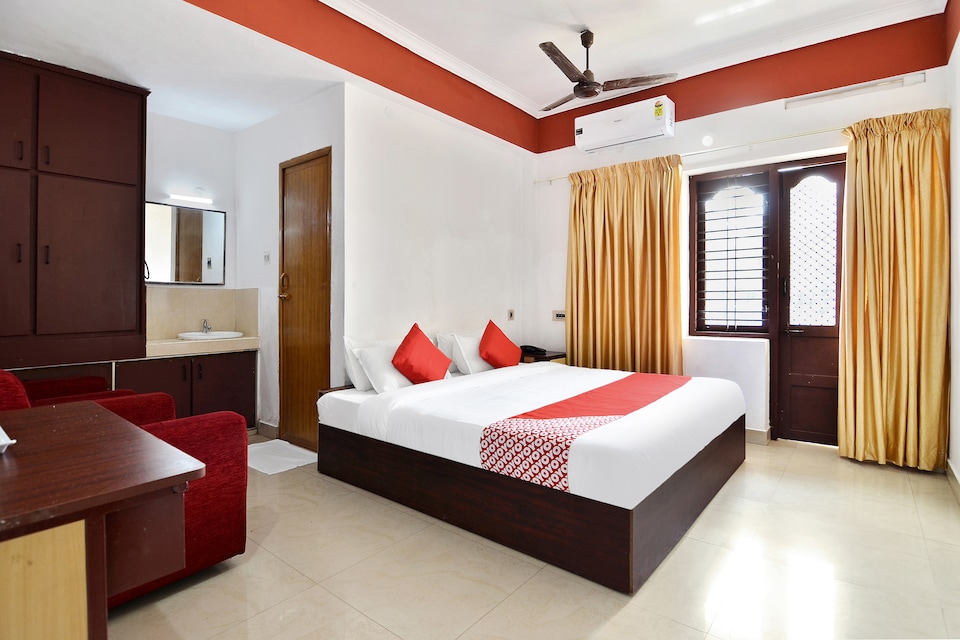 LIVE AS TVM501, Thampanoor Trivandrum, Trivandrum