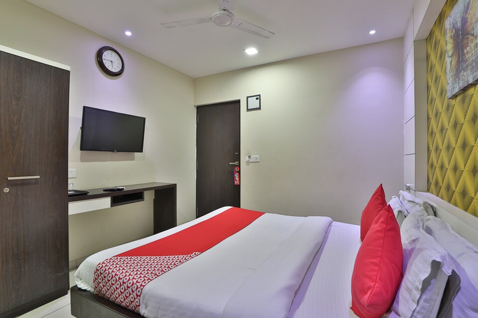 OYO 44976 Metro Park Hotel , Ashram Road Ahmedabad, Ahmedabad