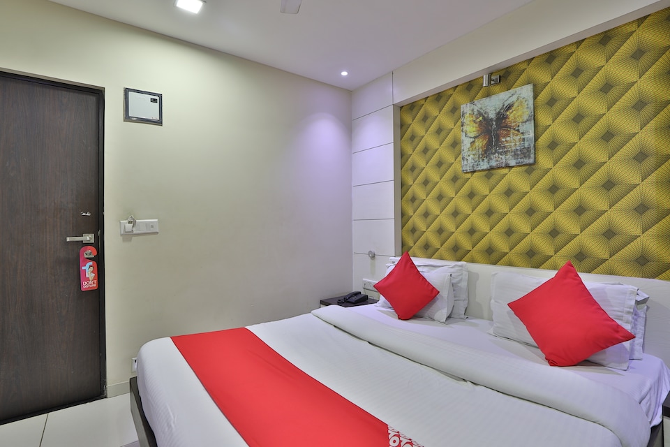 OYO 44976 Metro Park Hotel , Ashram Road Ahmedabad, Ahmedabad