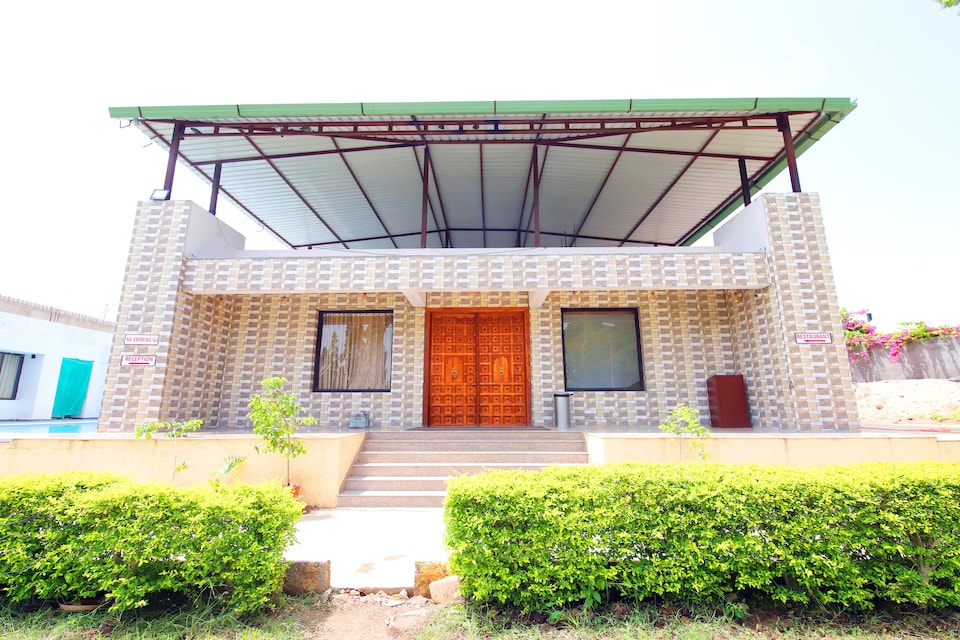 Capital O 44991 Times Fateh Vilas Resort, Fateh Sagar, Udaipur