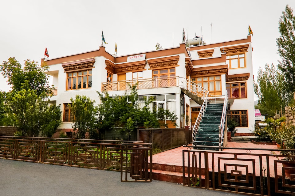 OYO 44993 Choszin Guest House, Kurzoo Road, Leh-Ladakh