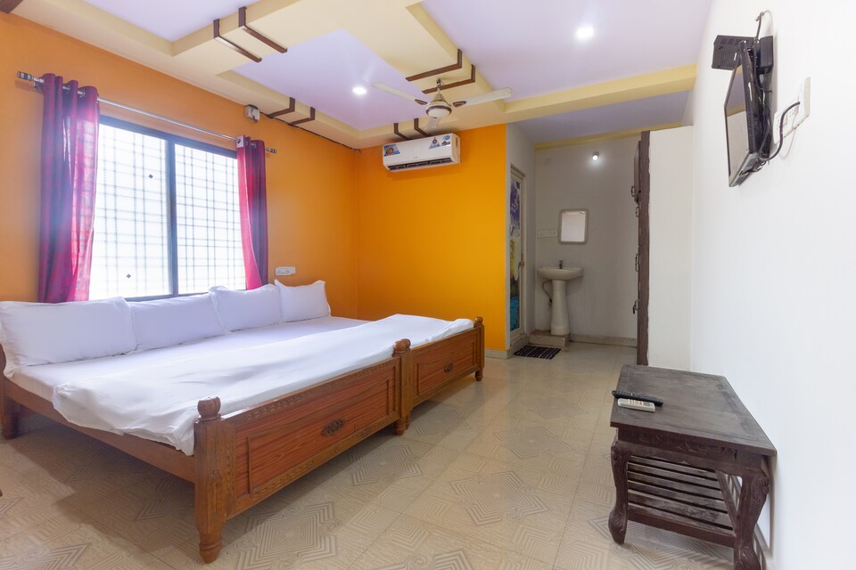 SPOT ON 44994 Sree Venkata Sai Hotel, Secunderabad-II, Hyderabad