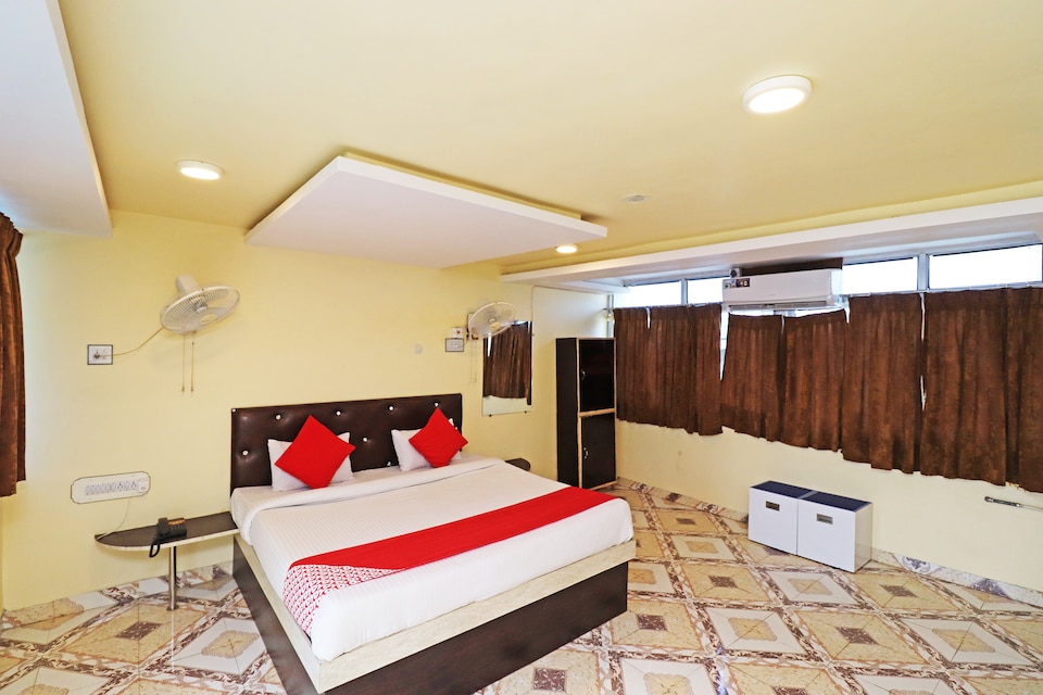 OYO 44996 Hotel Shri Shubhmangalam, Jabalpur, Jabalpur