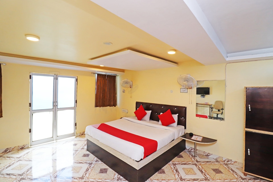 OYO 44996 Hotel Shri Shubhmangalam, Jabalpur, Jabalpur