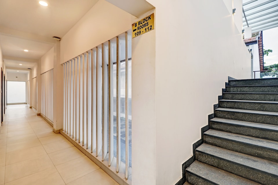 Super OAK Edassery's Sealine Villa Stay, Cherai, Kochi