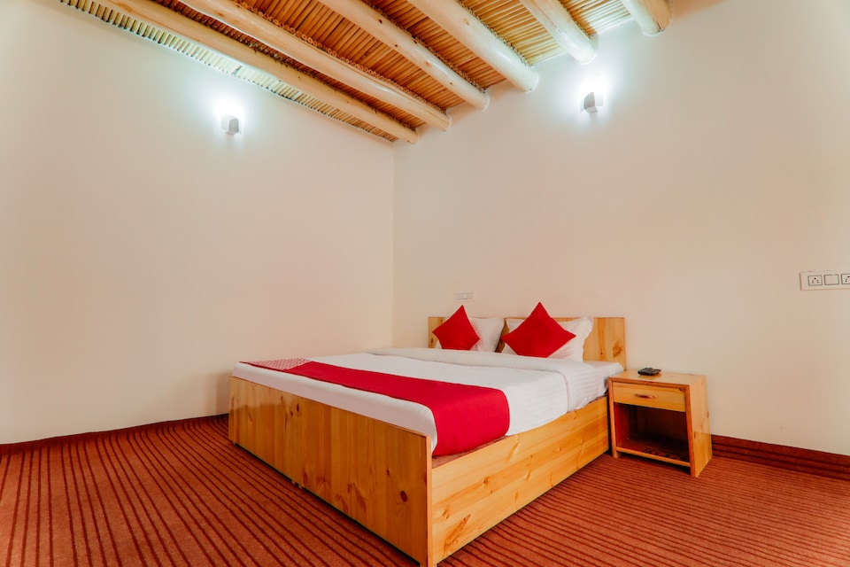 OYO 45003 Rigjung Guest House, Kurzoo Road, Leh-Ladakh