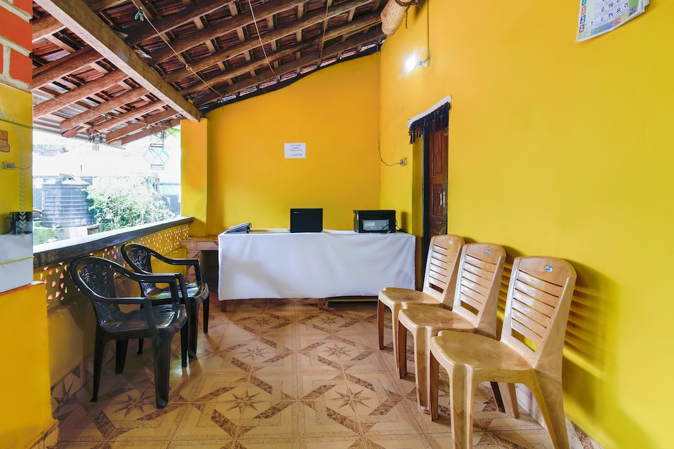 OYO 45026 Shiv Putra Ganesh Guest House, Anjuna Vagator Goa, Goa