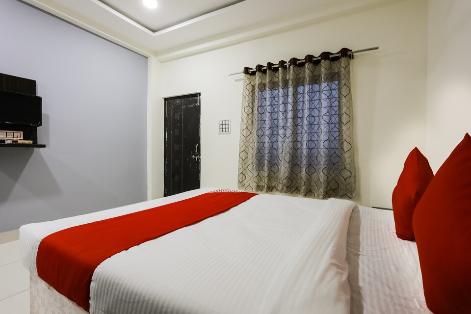 OYO 45032 Ramayank Resort, Pithampur, Pithampur