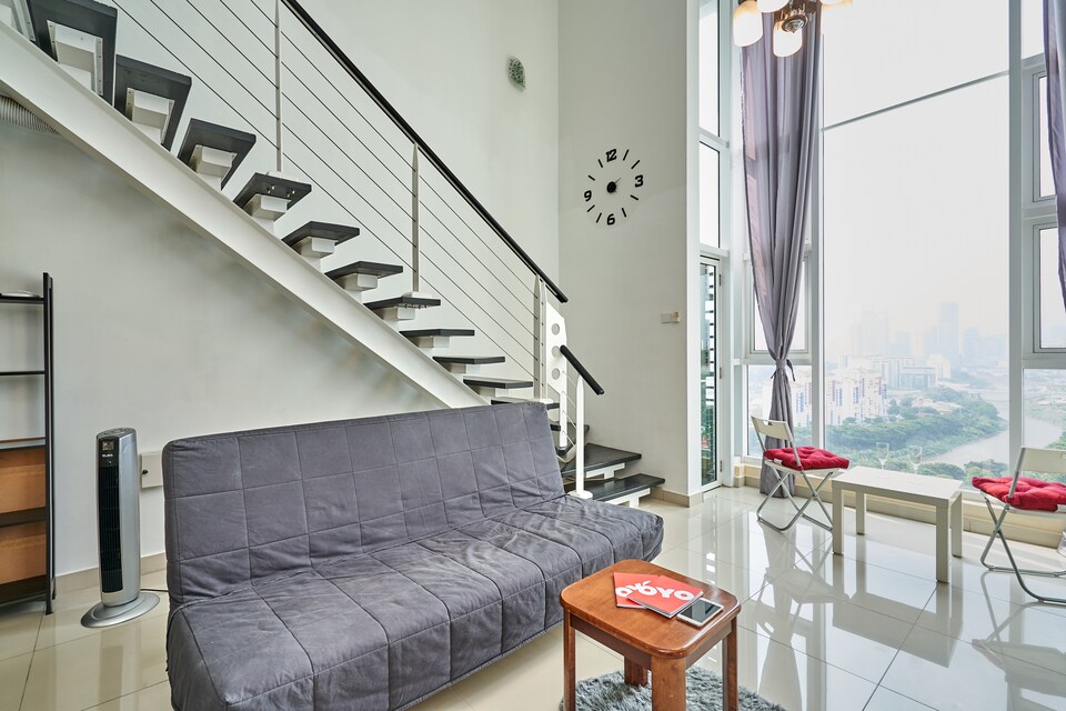 OYO Home 43928 Artistic 1br Scott Garden, Old Klang Road, Seputeh