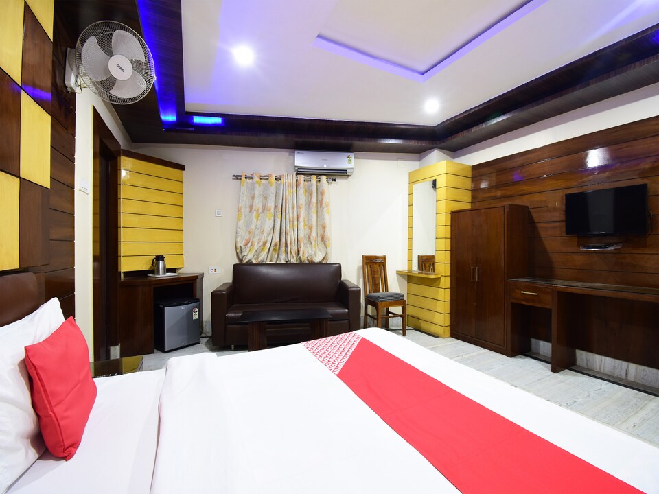 OYO 45038 Hotel Meera International, Asansol, Asansol