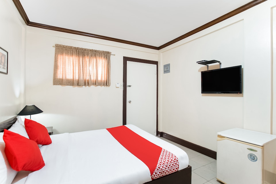 OYO 223 Marquis Hotel And Restaurant, Angeles, Pampanga