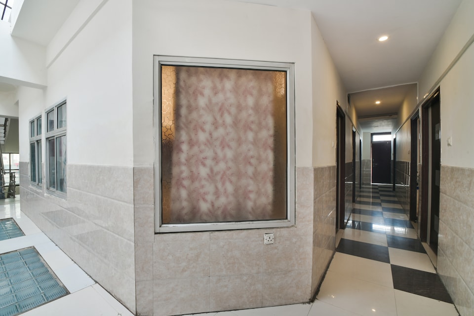 Hotel O King's Palace, Talwandi Kota, Kota