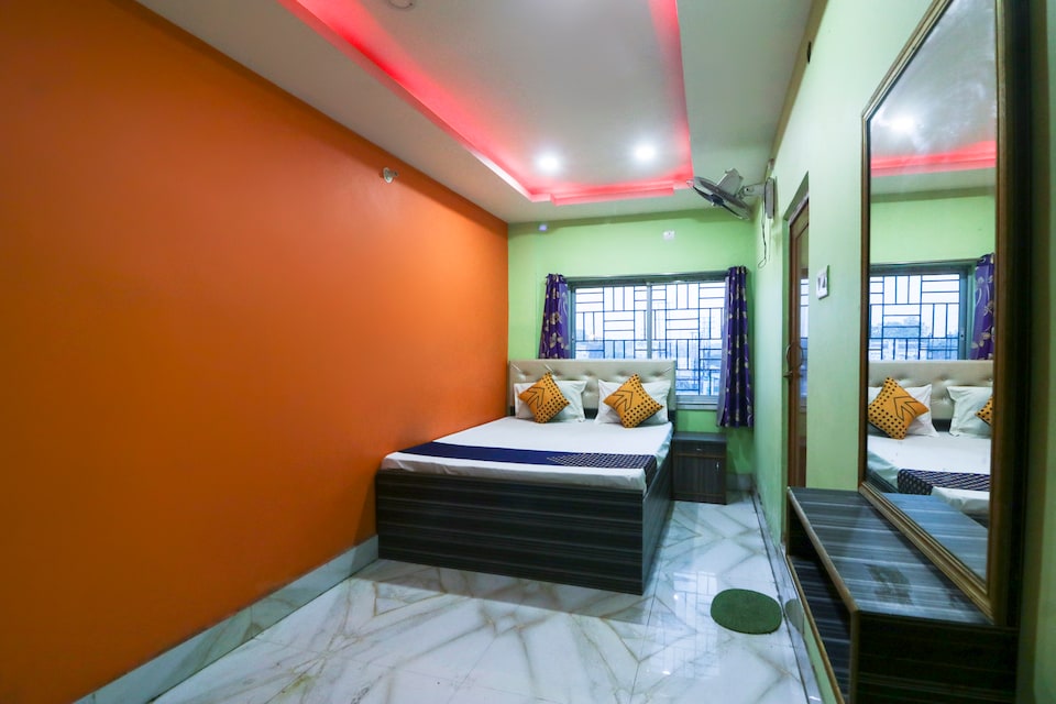 Hotel O Blue View Hotel , VIP Road Kolkata, Kolkata
