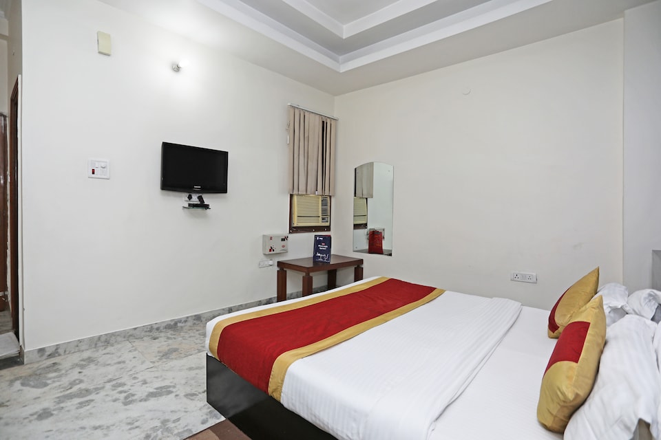 OYO Hotel Heaven Near Appu Ghar, HUDA CENTRE 1, Gurgaon