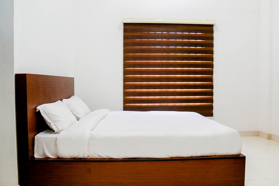 SPOT ON 45109 Safa Tourist Home, Calicut Airport, Calicut