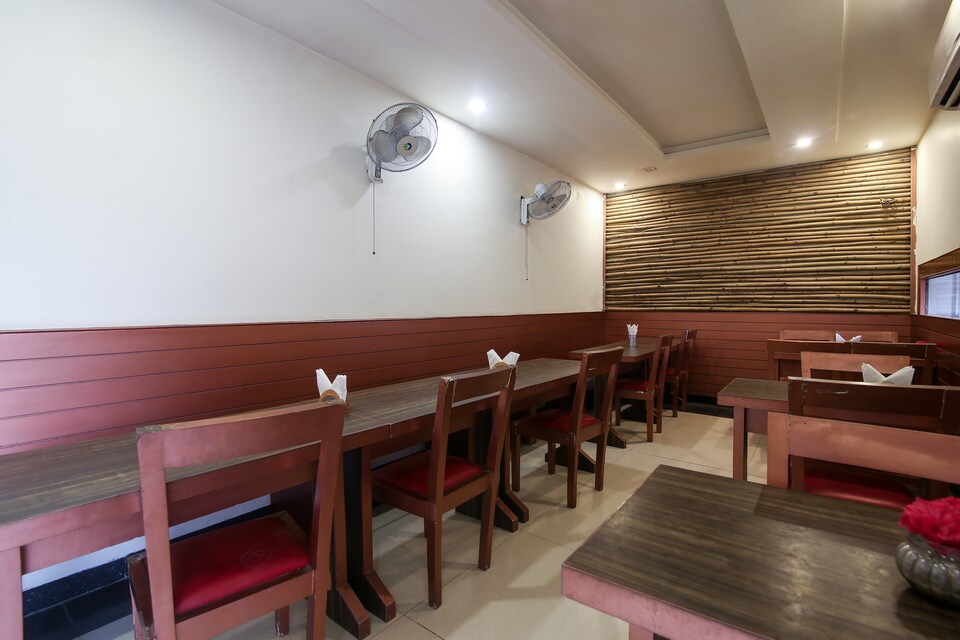 Capital O 4012 Hotel Agra Cantt, Corporate Complex, Agra