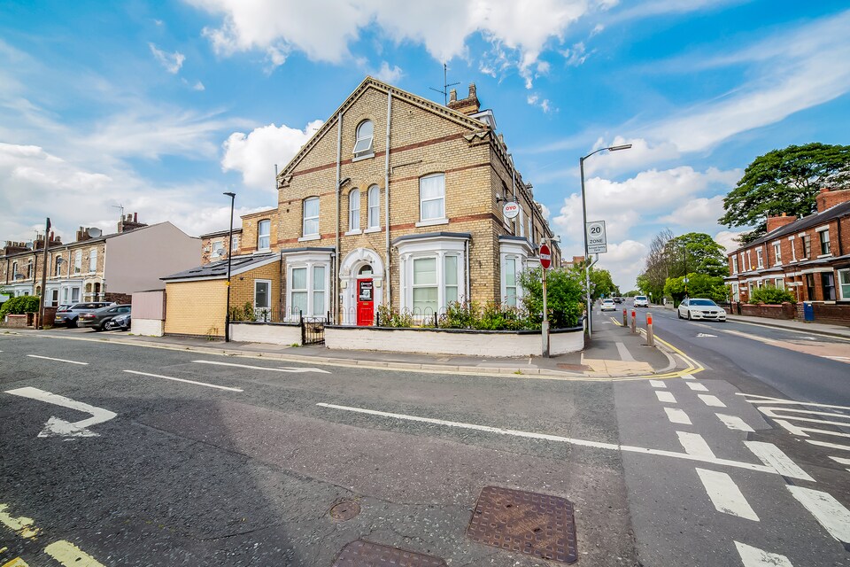 OYO Diamonds Villa, York (North England), York