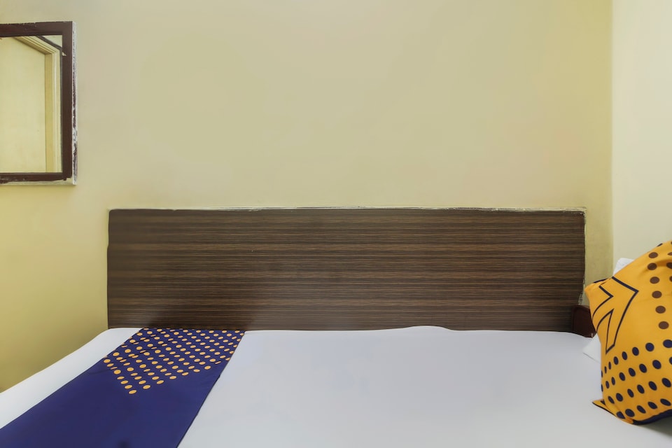 SPOT ON 45127 Thirumala Lodge, Secunderabad, Hyderabad