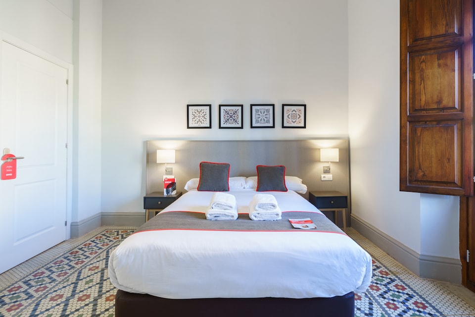 OYO Fonda Sanchez , Granada, Granada