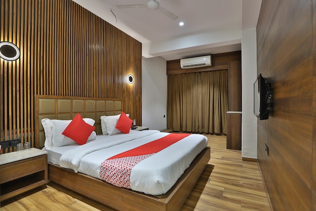 OYO Hotels in Surat - 50% OFF on 45 Surat Hotels | Book & Pay at Hotel