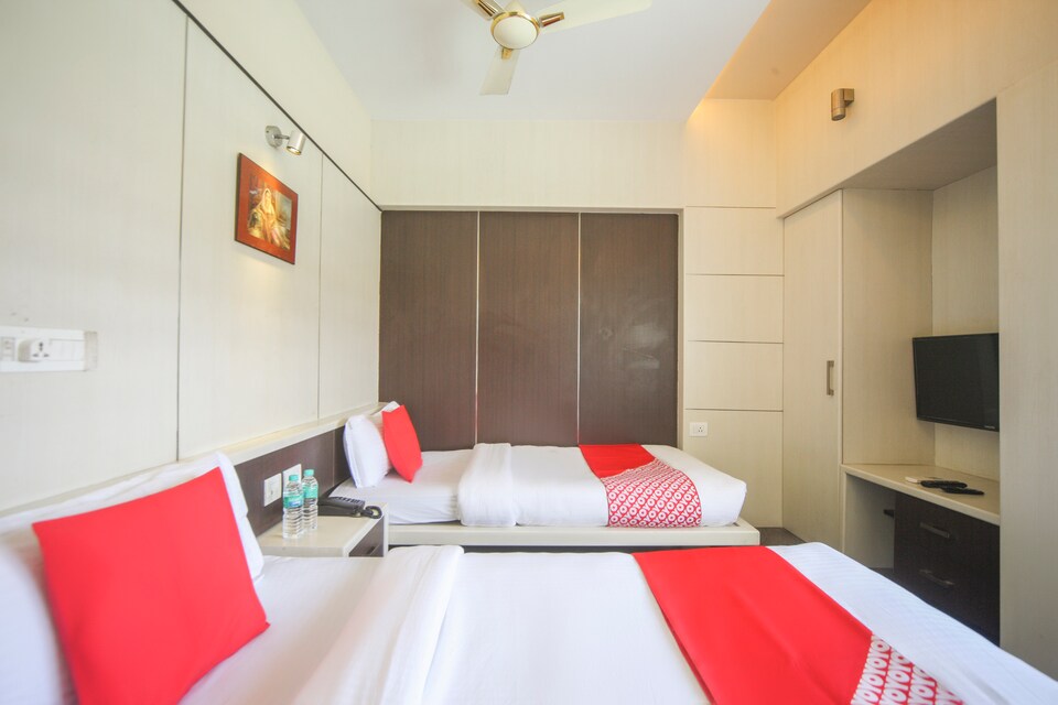 OYO 45137 B Zone, Nungambakkam Chennai, Chennai