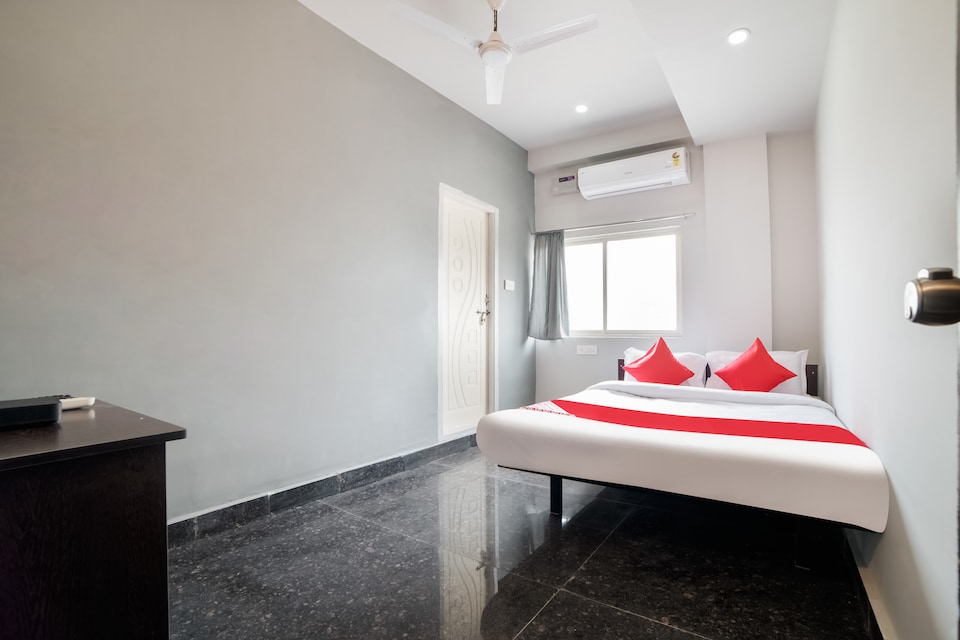 OYO 45138 Rest Inn Oyo, Kondapur, Hyderabad
