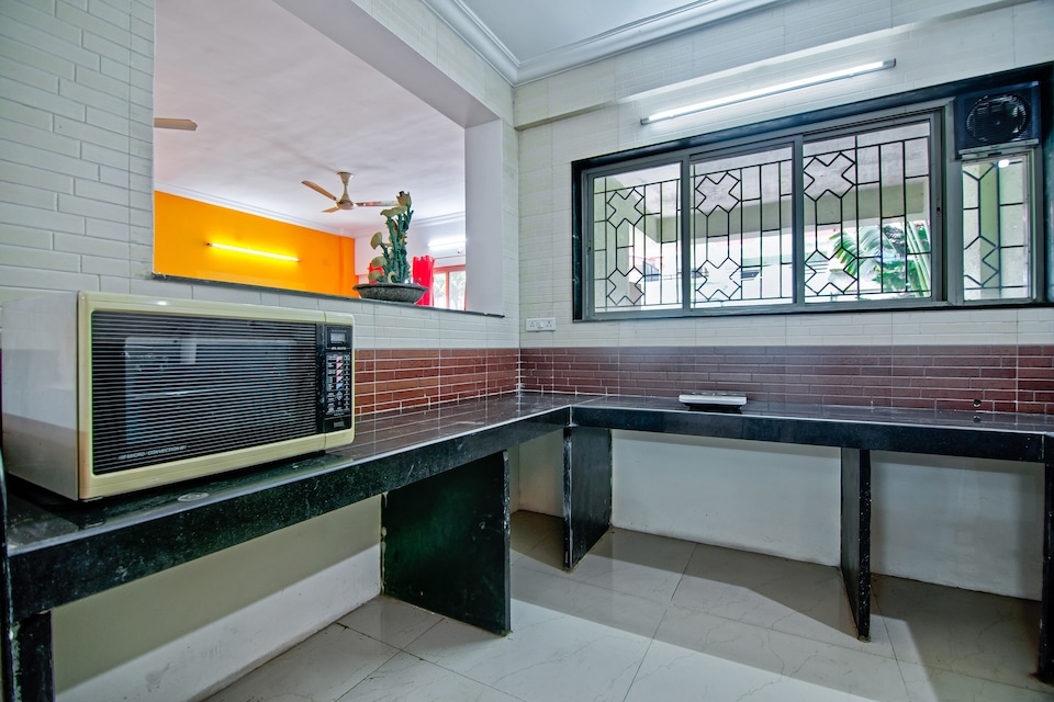 OYO Home 45156 Dazzling Stay Near Airport, Viman Nagar, Pune