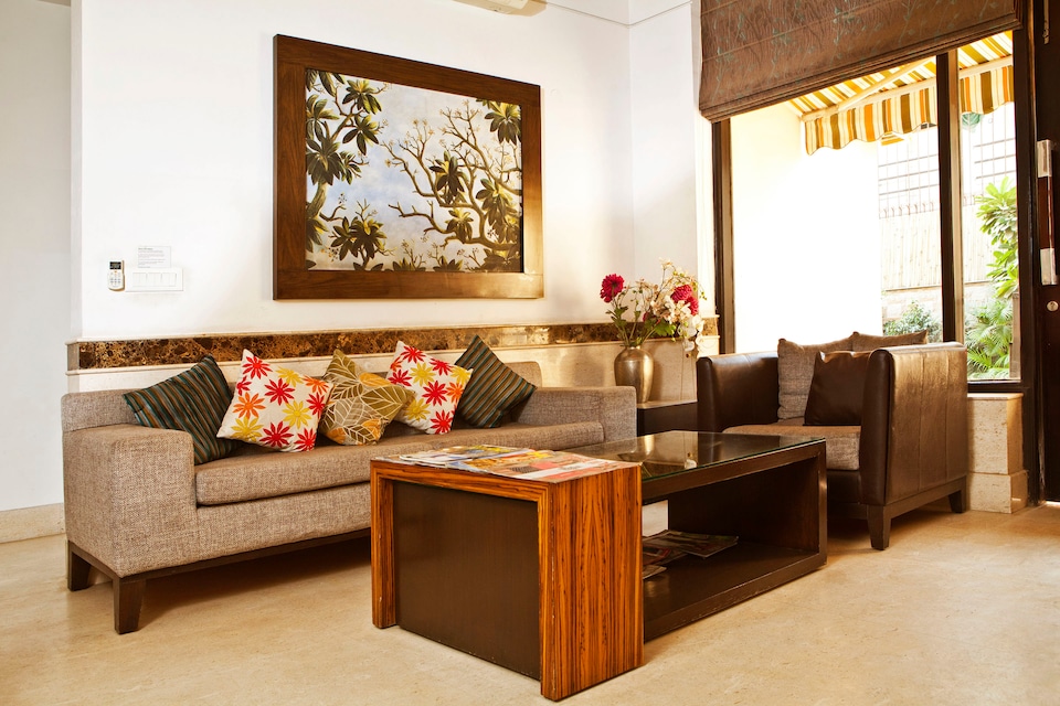 OYO Premium 081 DLF, Cyber City Extension, Gurgaon